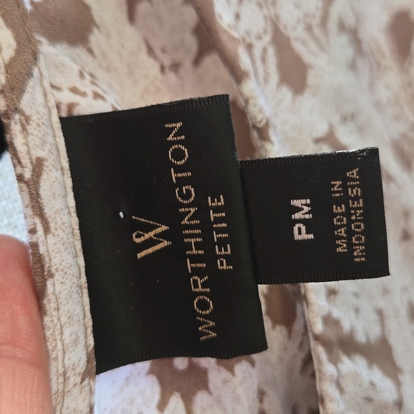 Worthington Sleeveless Top - Picture 5 of 6